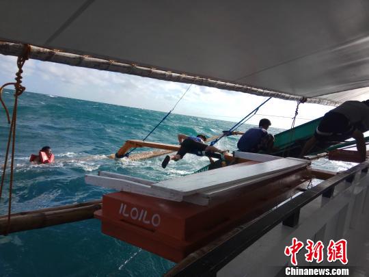 圖為救助現(xiàn)場(chǎng)。 中交公路規(guī)劃設(shè)計(jì)院有限公司 攝